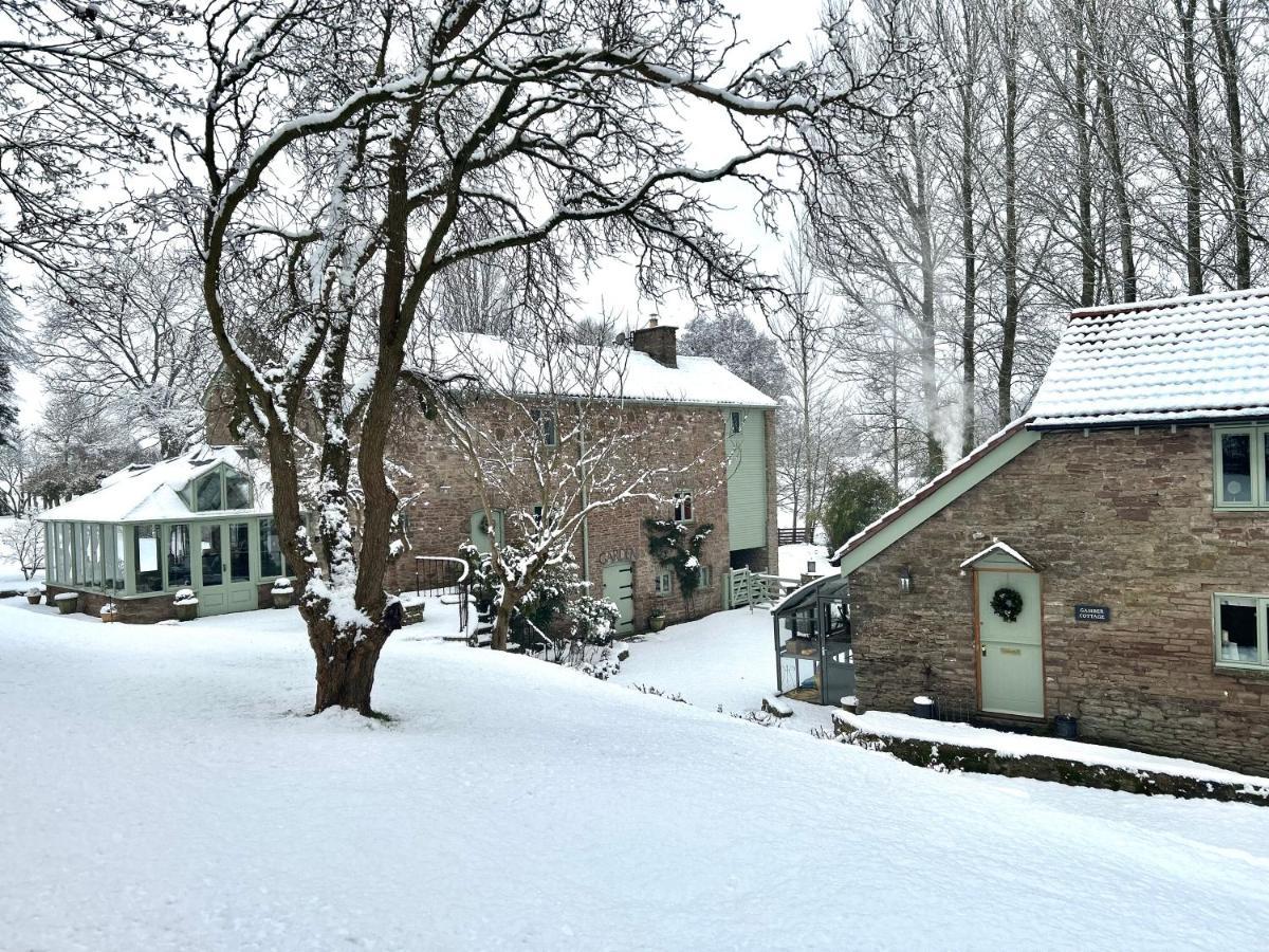Beautiful Old Water Mill In Rural Herefordshire ภายนอก รูปภาพ